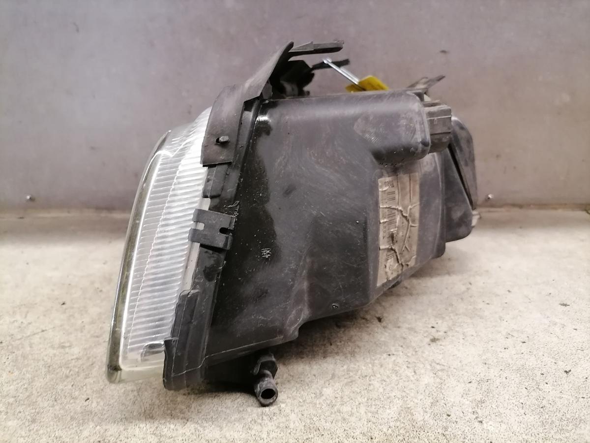 Audi A4 B5 Scheinwerfer rechts vorn Halogen Valeo BJ94-99