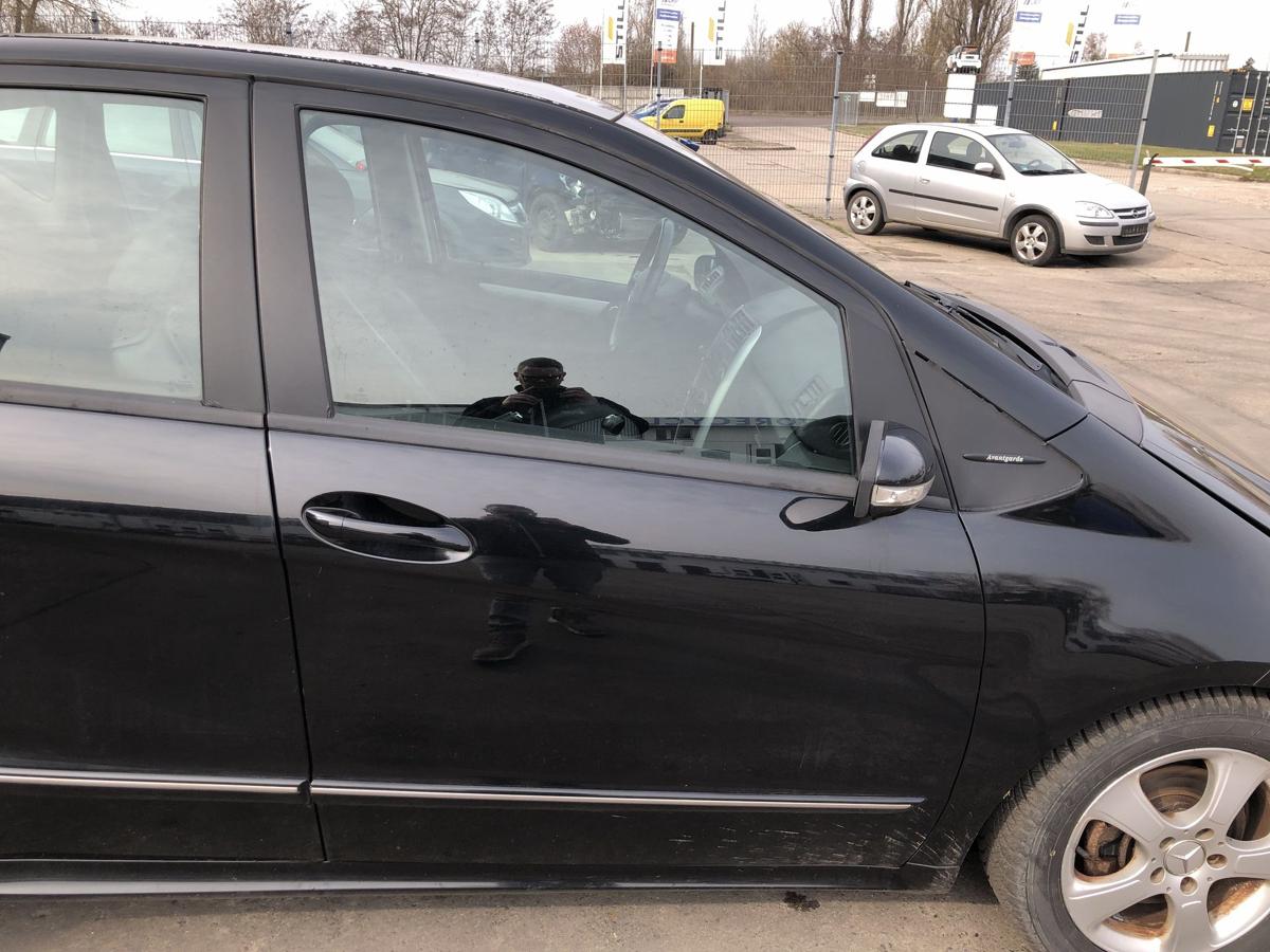 Mercedes A Klasse W169 T&uuml;r vorn rechts Beifahrert&uuml;r bis 08 5trg 696 schwarz