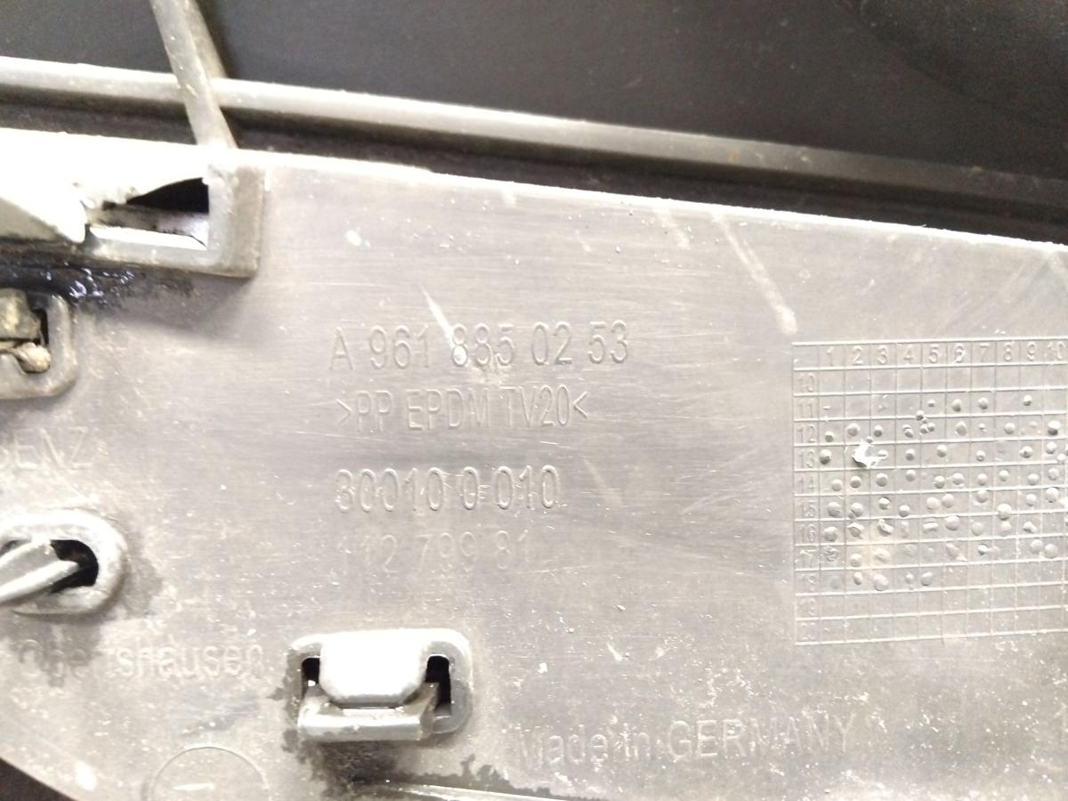 Mercedes Actros MP4 963 original Grillgitter mit Tr&auml;ger vorn arktikweiss Bj.2018