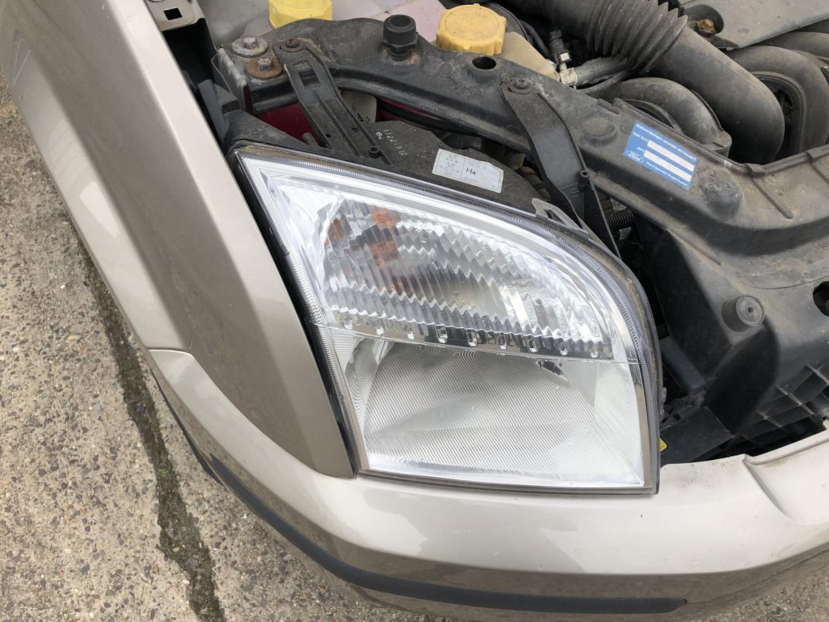 Ford Fusion JU2 Scheinwerfer rechts Frontscheinwerfer TYC Zubehörteil Halogen