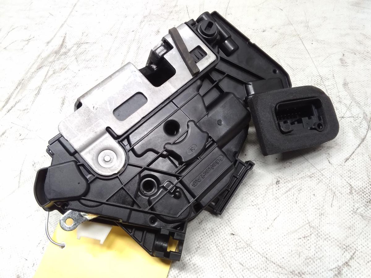 VW Golf Sportsvan original Türschloß hinten links mit ZV Bj.2014
