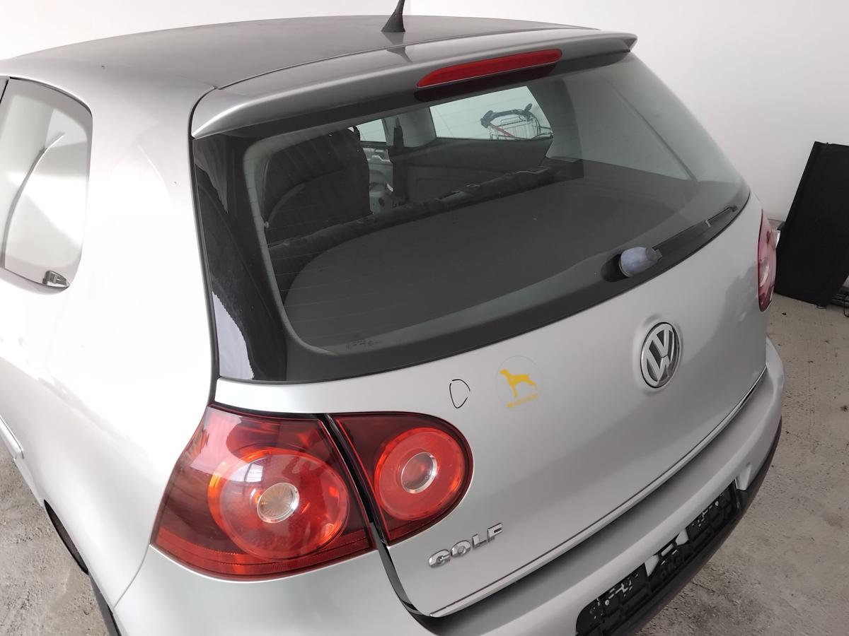 VW Golf 5 1K Heckklappe LA7W reflexsilbermetallic inkl. Scheibe Fließheck BJ2008