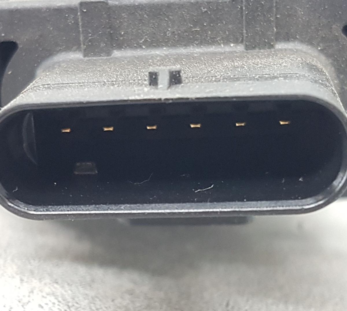 Tesla Model Y Gaspedal Gaspedalsensor Bj2022 762321156534