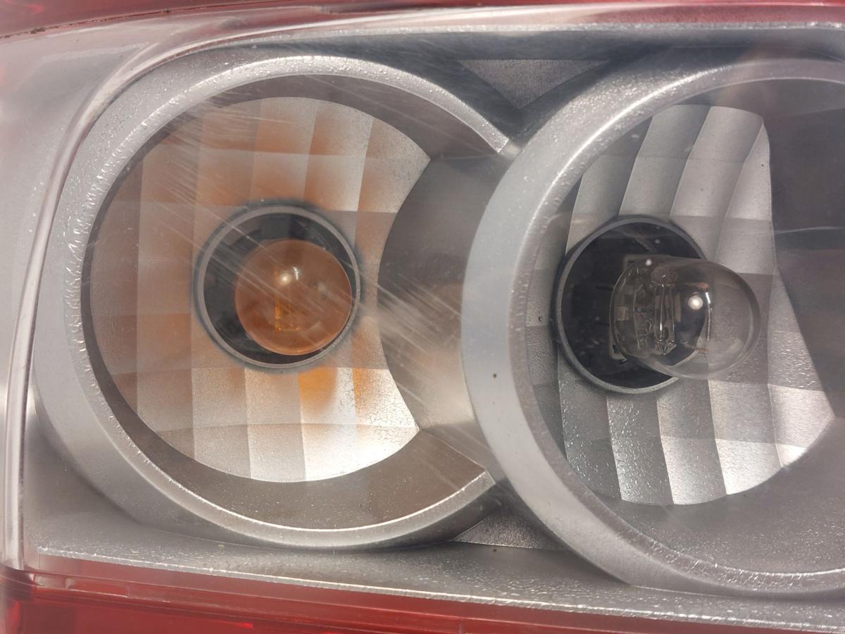 Honda Jazz GD Rückleuchte Schlussleuchte Rücklicht hinten links *Kratzer*