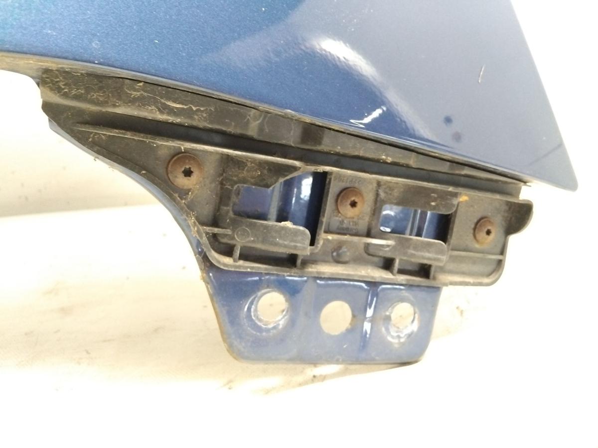VW Golf 5 1K Flie&szlig;heck Kotfl&uuml;gel vorn rechts laserblaumetallic LC5J Bj.2005