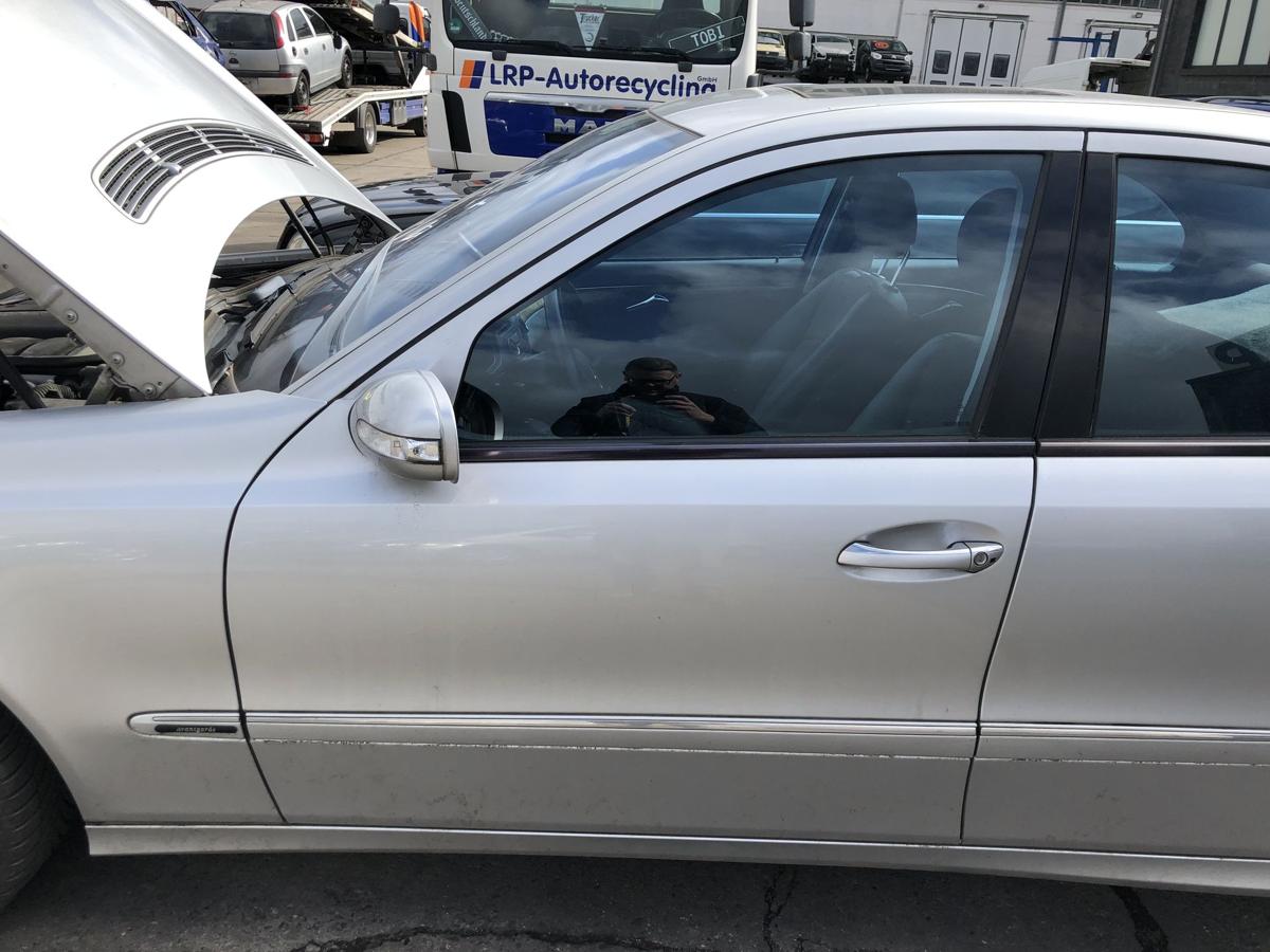 Mercedes E Klasse W211 T&uuml;r vorn links Fahrert&uuml;r Rohbau 744 Brillantsilber Met