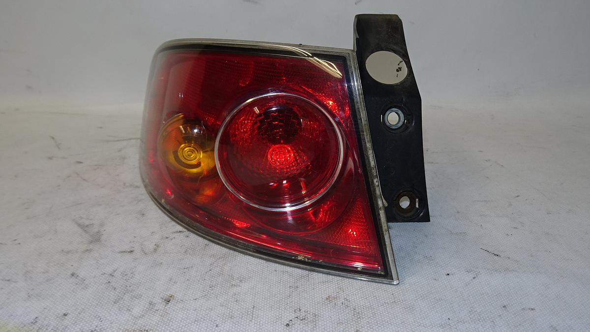 Rückleuchte Heckleuchte außen links Seat Ibiza 6L Bj.2002 rot Chrom