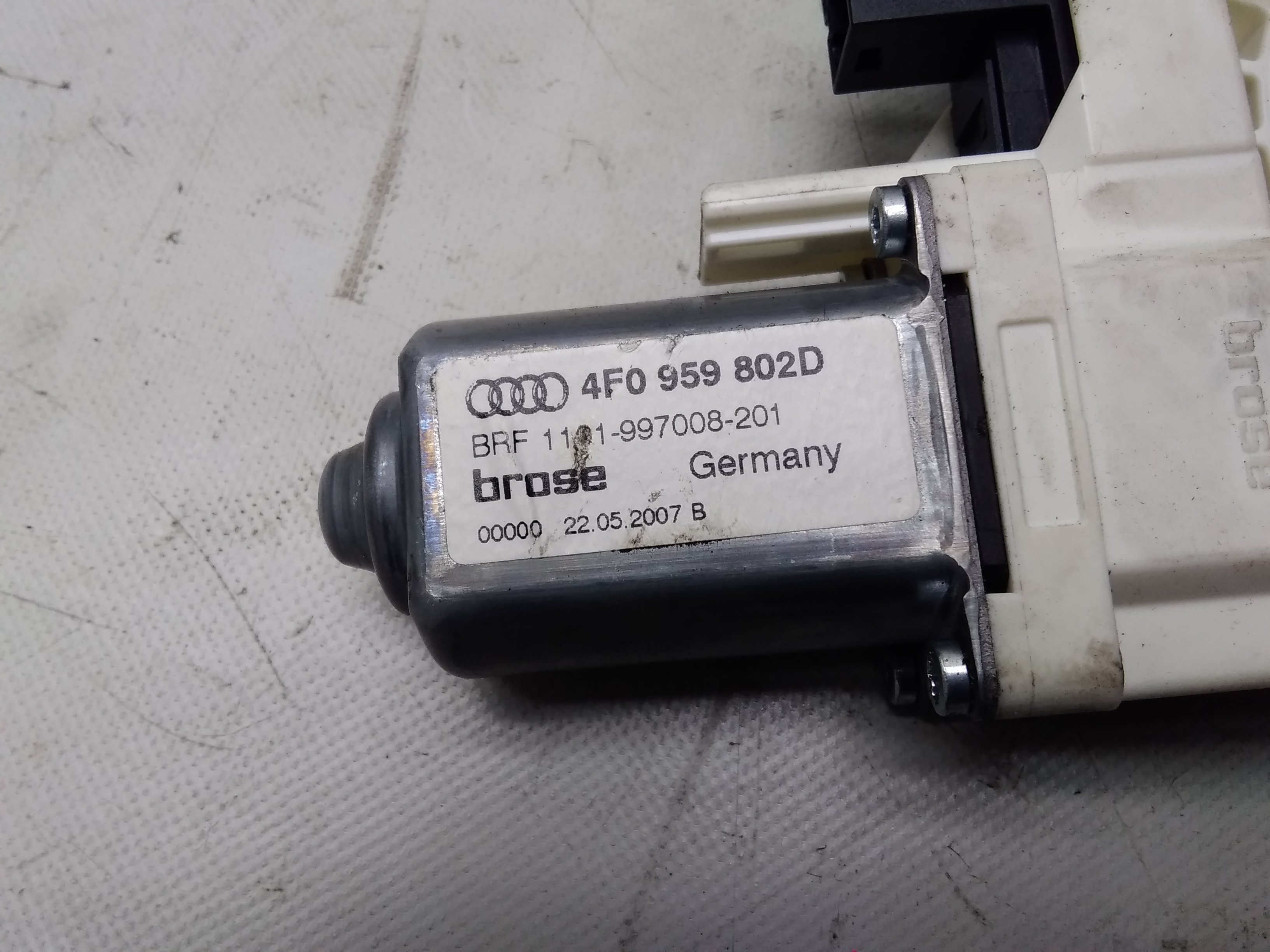 Audi A6 4F 4F0959802D Fensterhebermotor Tür rechts vorn original BJ2007