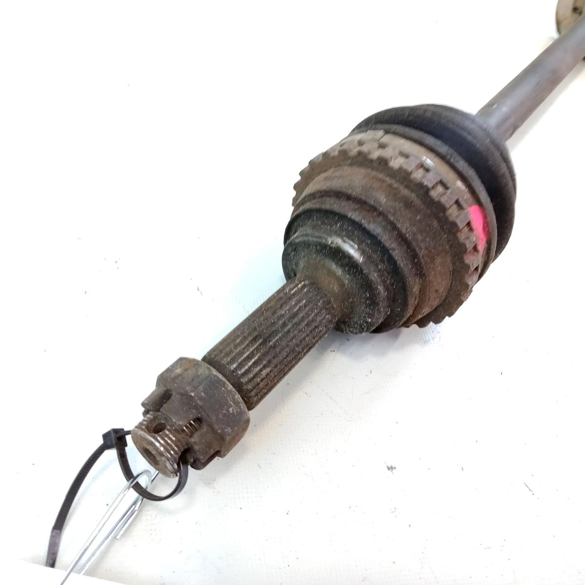 Hyundai Accent X3 original Antriebswelle Gelenkwelle vorn rechts 1.5 73kw G4FK