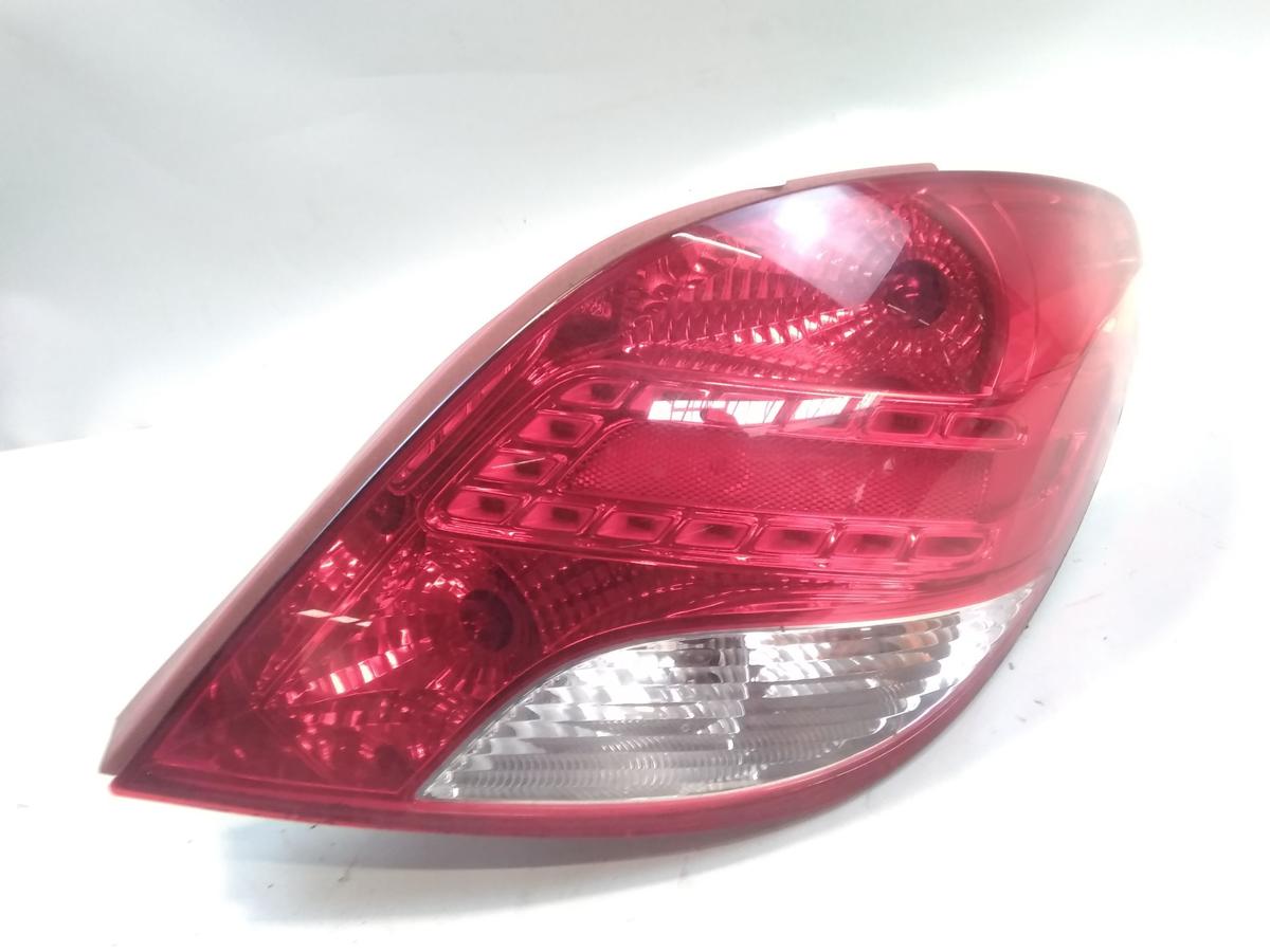 Peugeot 207 WA original R&uuml;ckleuchte Heckleuchte rechts Facelift Teil-LED BJ2010