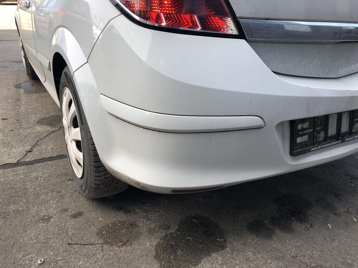 Opel Astra H GTC Sto&szlig;f&auml;nger hinten Hecksch&uuml;rze Hecksto&szlig;stange 10U Casablancawei&szlig;