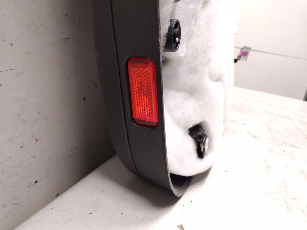 Audi A3 8P Sportback Facelift original T&uuml;rverkleidung vorn rechts Bj.2013