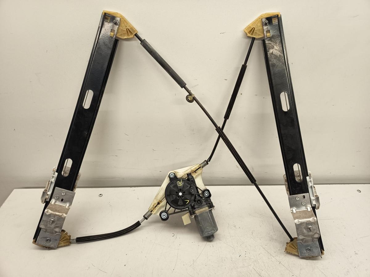 Seat Leon ST 5F Baujahr 2015 original Fensterheber mit Motor vorne rechts