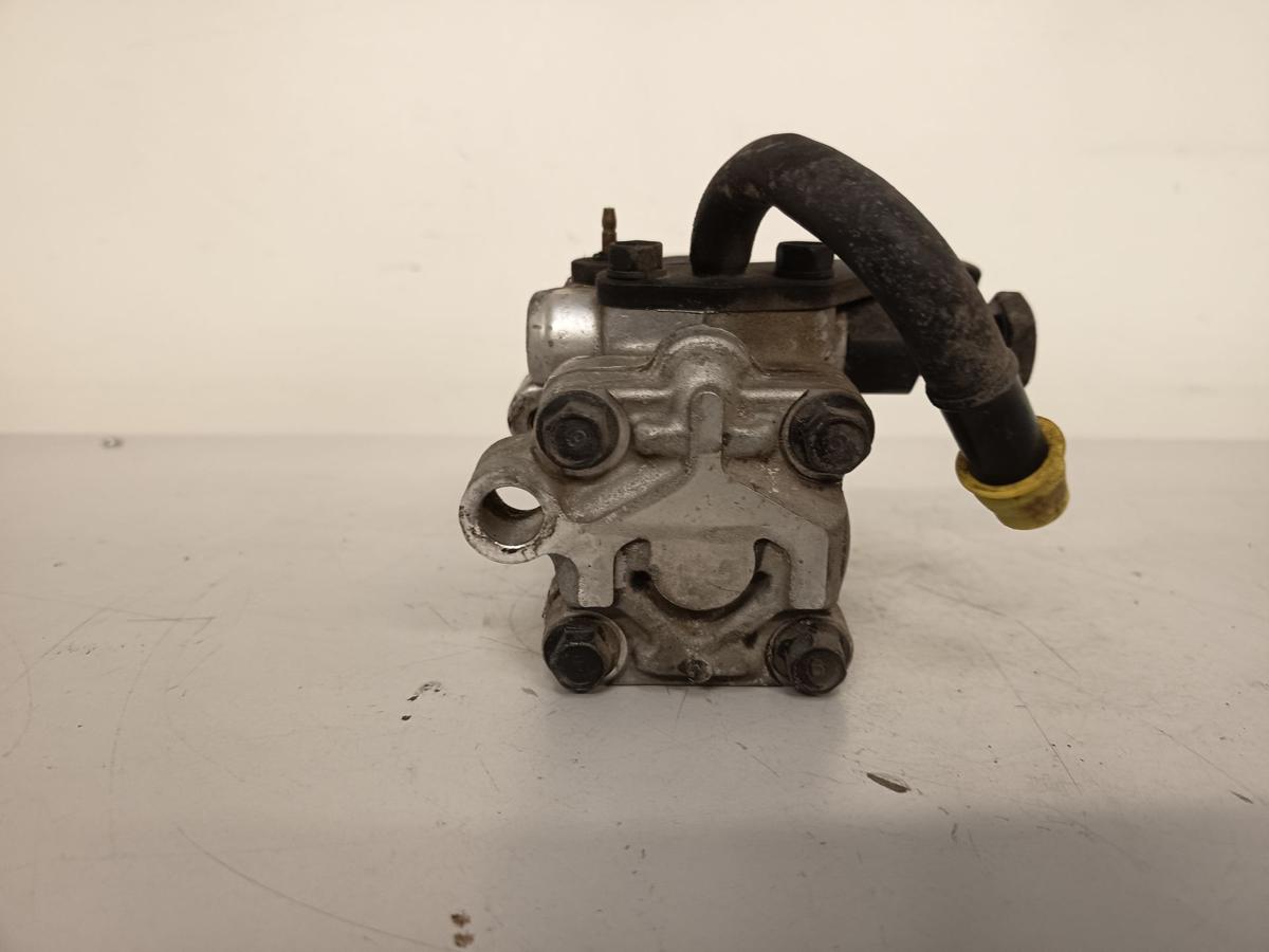 Hyundai Getz original Servopumpe für Servolenkung 1,1L 46KW 57110-1C000 Bj 200