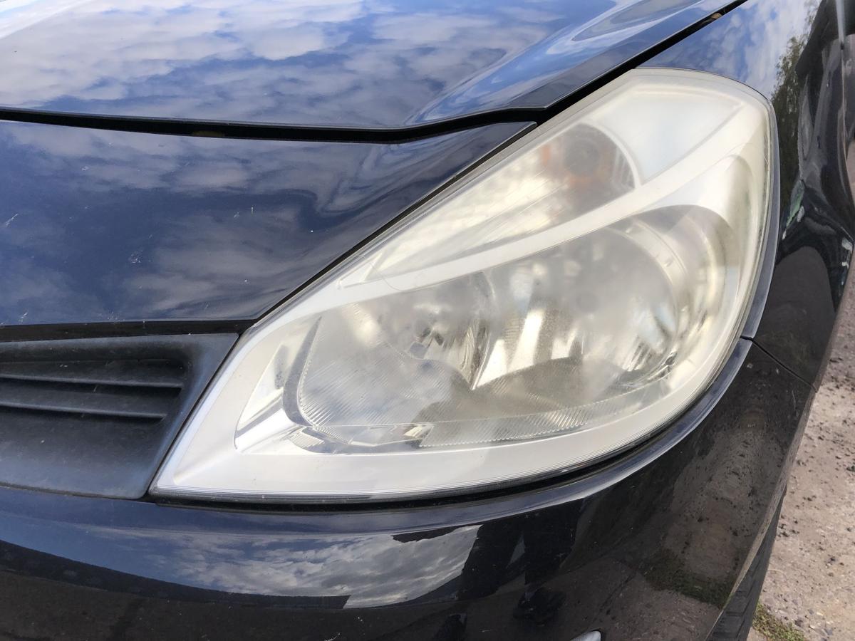 Renault Clio 3 III BR Scheinwerfer links Hauptscheinwerfer Halogen bis 09 Tr&uuml;b