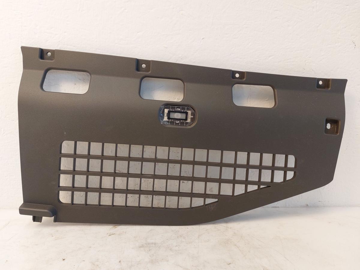 NIO ET7 Elektro Verkleidung Blende Innenverkleidung Fußraum mit Leuchte