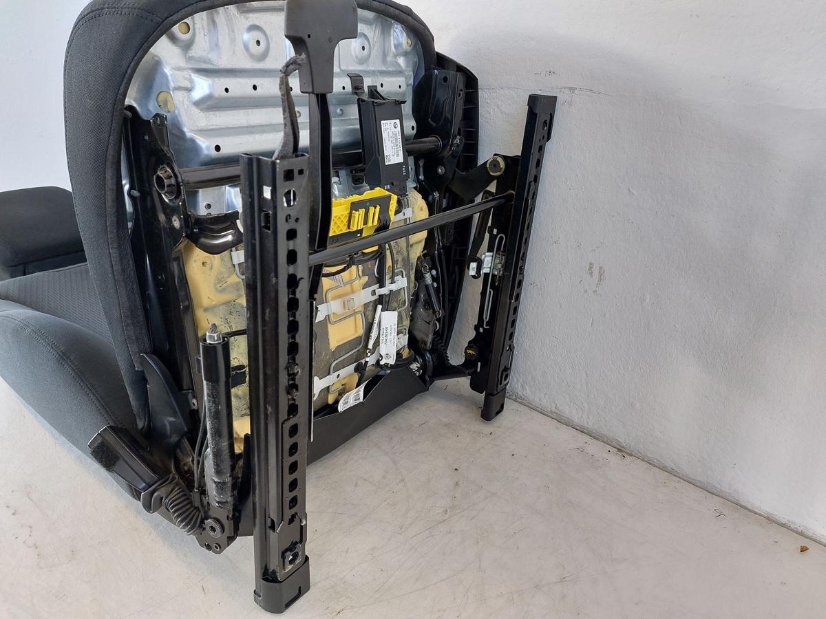 BMW 1er F20 Sitz vorn links Fahrersitz Stoff mit Heizung Autositz Stoffsitz