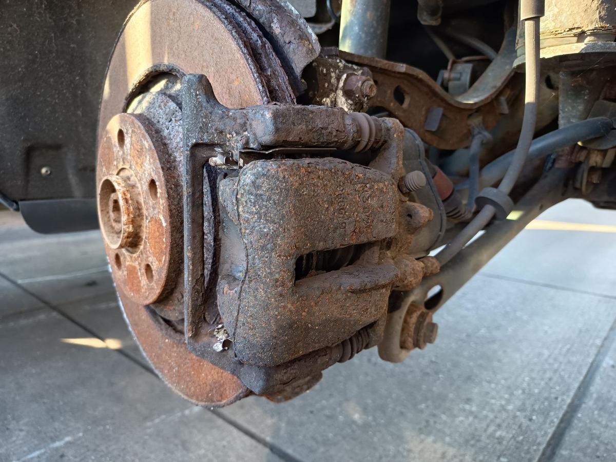 Audi A6 4F Quattro S-Line orig Bremssattel hinten links mit Motor 3,0L Bj 2010/