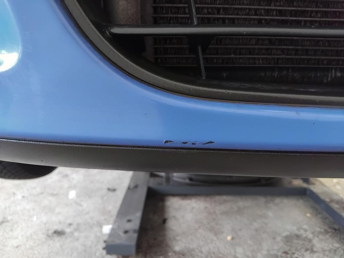 VW Polo 9N3 original Sto&szlig;stange Sto&szlig;f&auml;nger vorn summerblue LA5F BJ2009 SRA