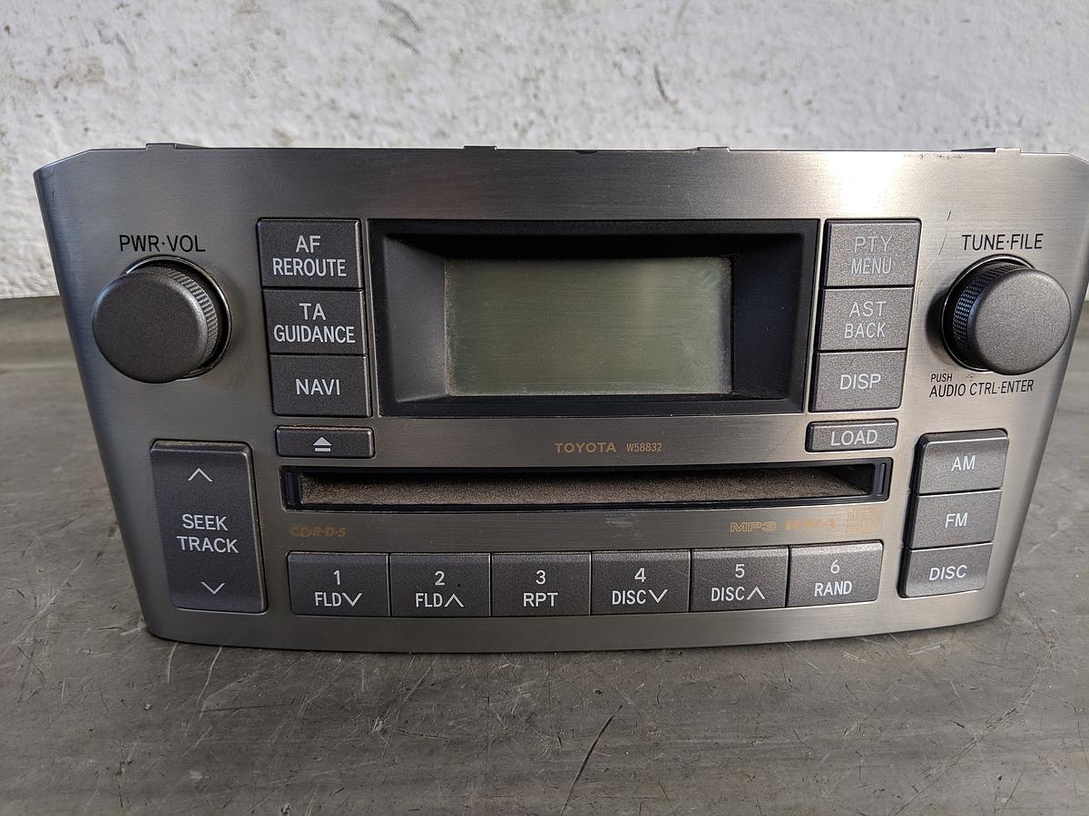 Toyota Avensis T25 Autoradio Radio CD Code fehlt 8612005130