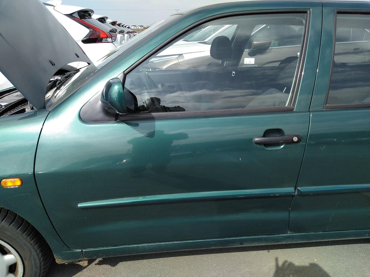 VW Polo Classic und Variant 6K T&uuml;r vorn links Fahrert&uuml;r yuccagr&uuml;nmet. Bj.1997
