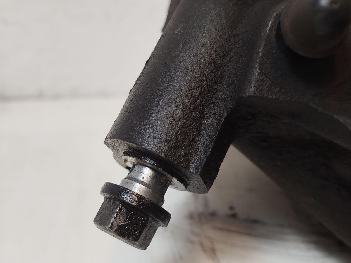 Peugeot 308 SW T9 Bremssattel vorn links Sattel 1.6HDI 283x26mm