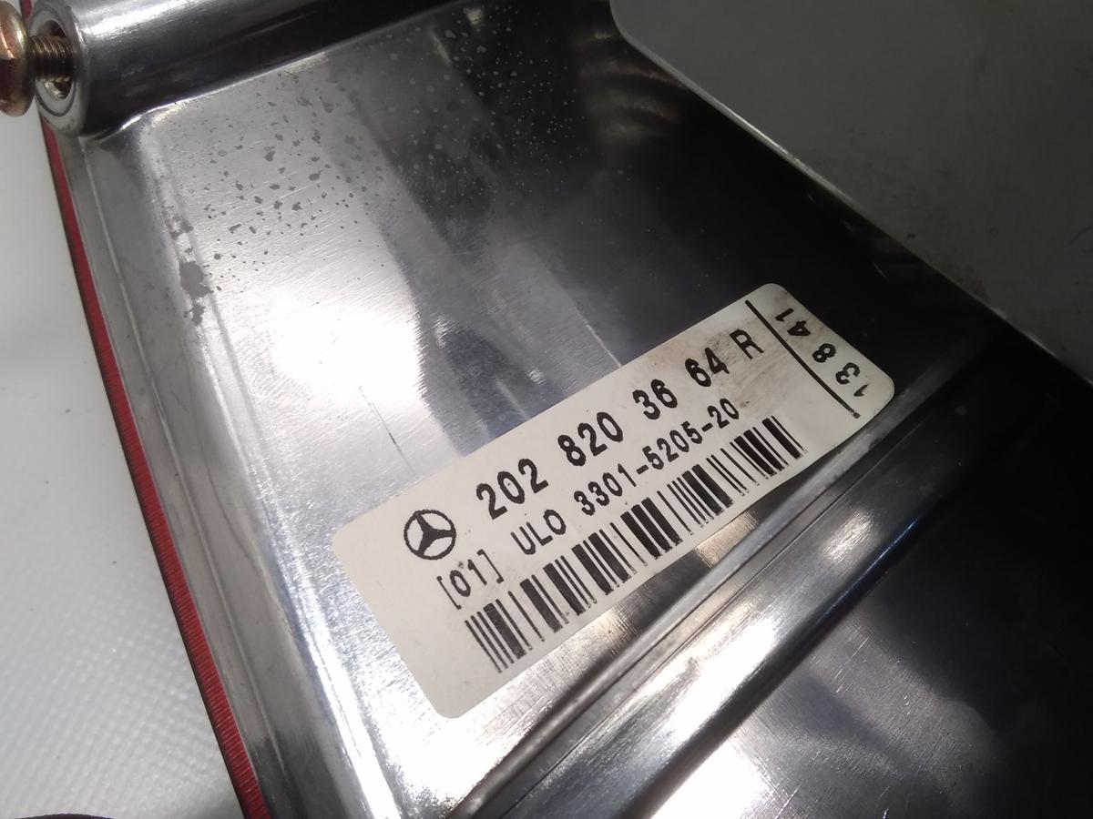 Mercedes C-Klasse W202 original R&uuml;ckleuchte Heckleuchte rechts Limousine BJ1998