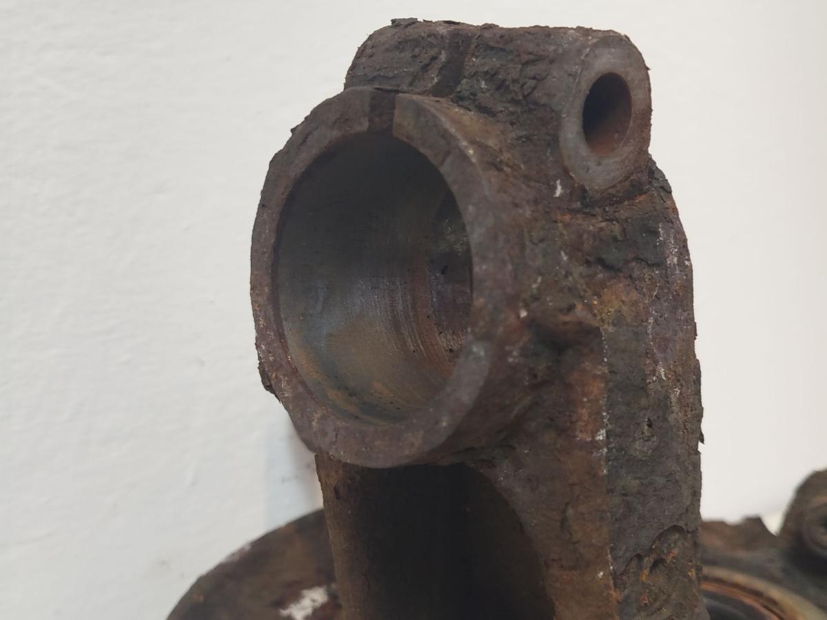 VW Polo 6R Achsschenkel vorn rechts Radlagergeh&auml;use Schwenklager 256x22