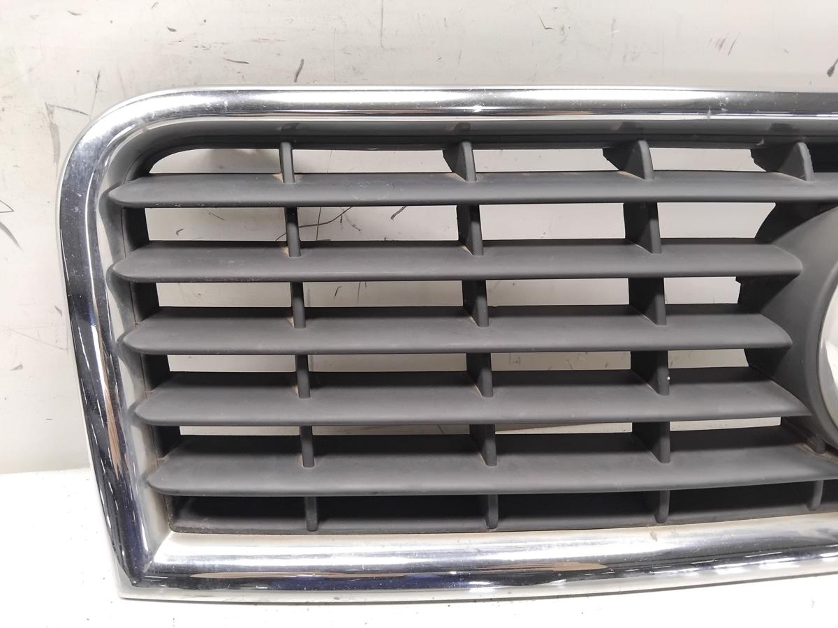 Audi A4 8E B6 original K&uuml;hlergrill 8E0853651F BJ2003