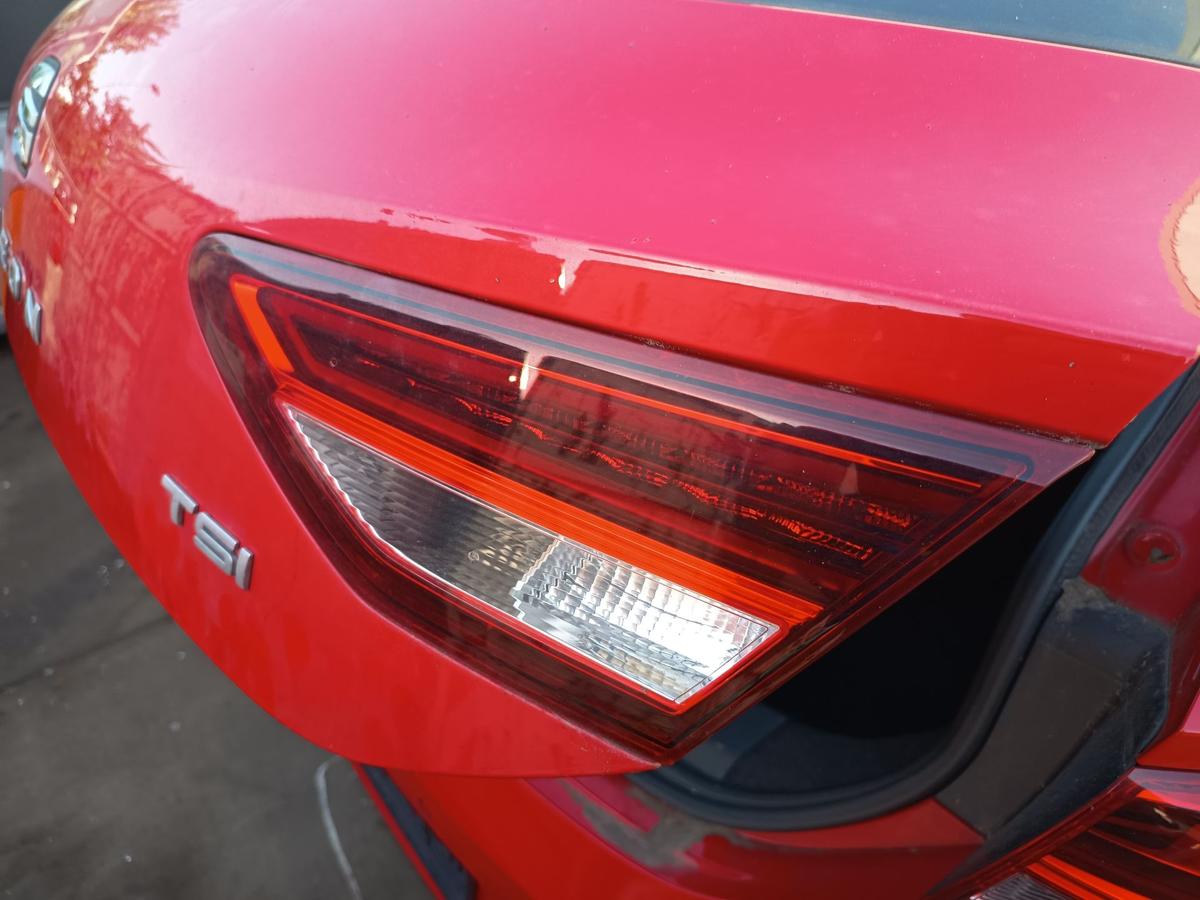 Seat Leon III Limo original LED Heckr&uuml;ckleuchte rechts innen Schlusslicht Bj2014
