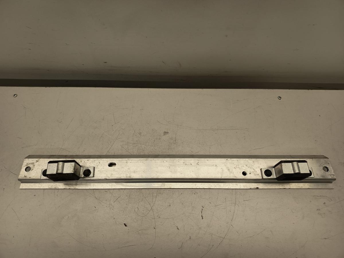 Tesla Model Y original Motorhalter 213302100A vorn Baujahr 2025