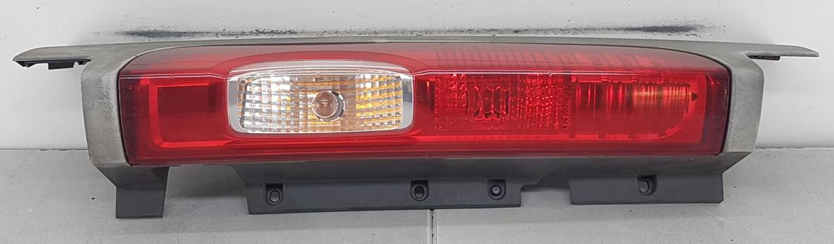 Opel Vivaro Rückleuchte Rücklicht links Bj2007 Modell ab 2006 Ausführung Hecktür