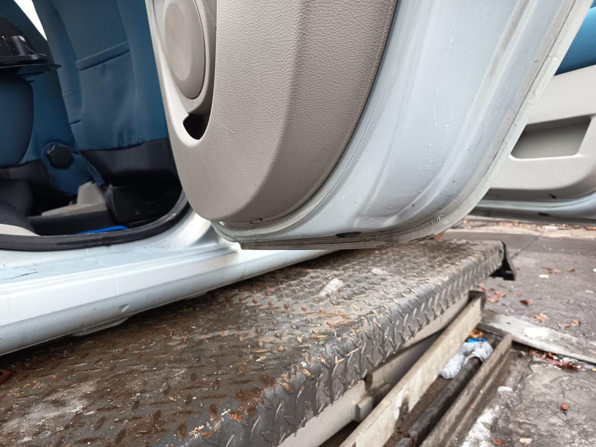 Renault Modus original T&uuml;r hinten rechts Fond MV632 Polargrau Bj 2004