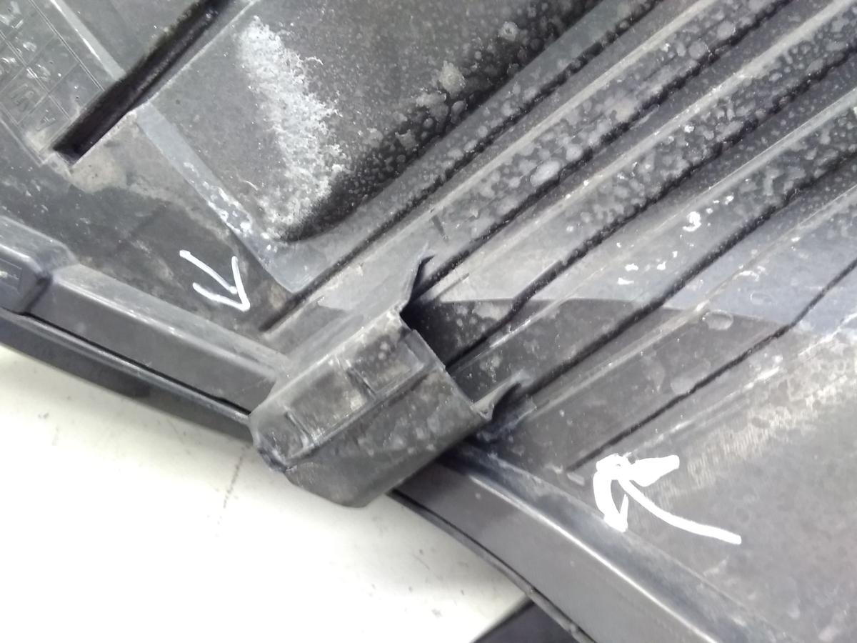 Opel Corsa E original Bi Xenon Scheinwerfer rechts besch&auml;digt Bj.2015
