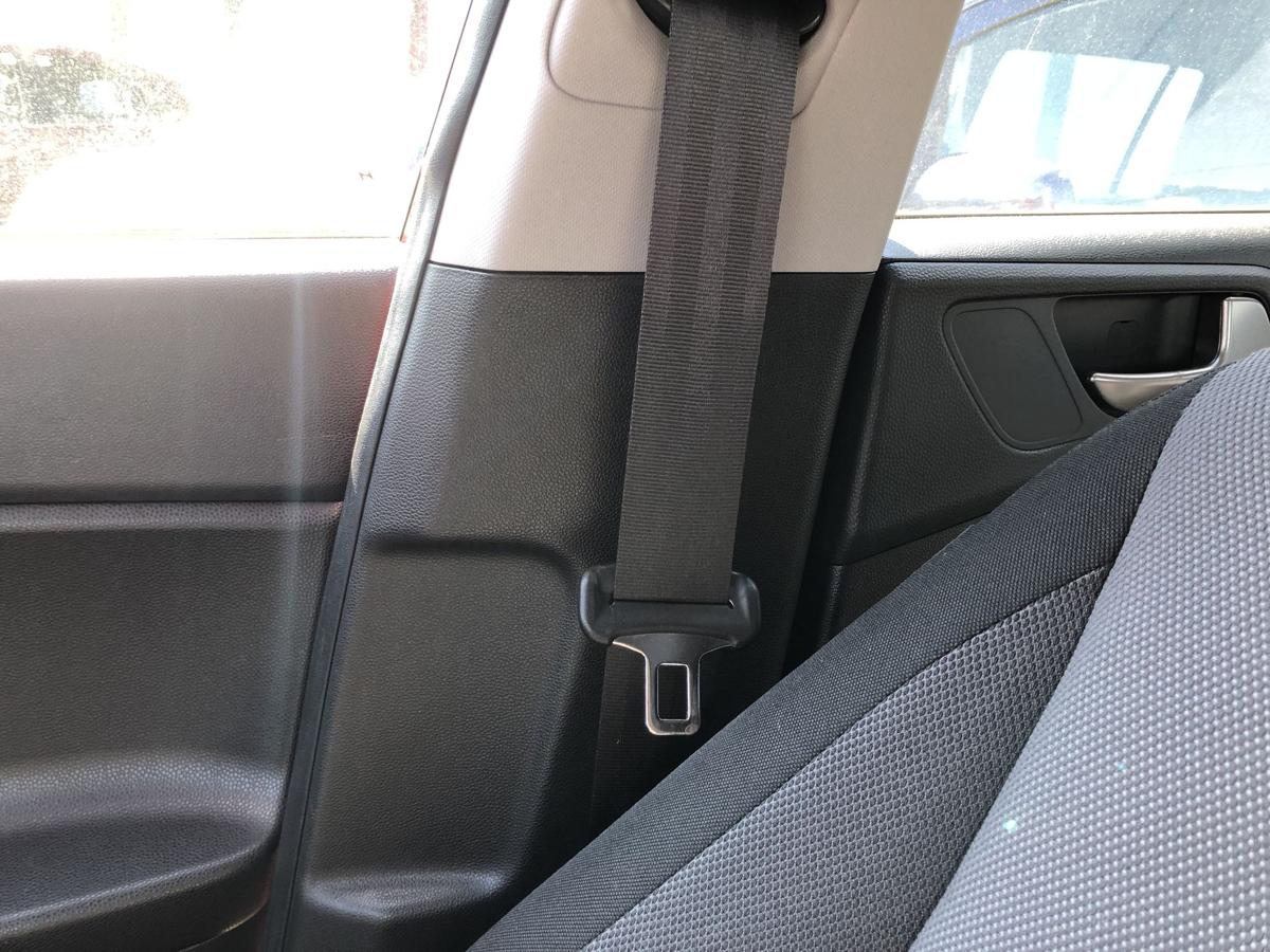 Hyundai i20 GB Sicherheitsgurt Gurt vorn rechts Anschnallgurt 5 t&uuml;rig OEM