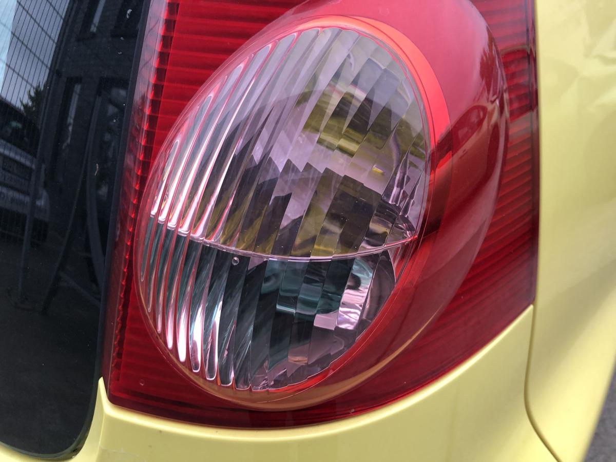 Peugeot 107 Typ P R&uuml;ckleuchte rechts R&uuml;cklicht Heckleuchte Schlusslicht