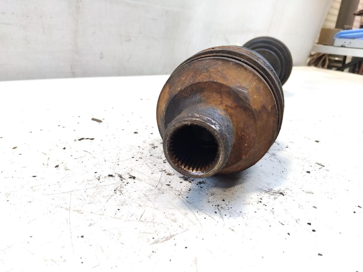 Opel Vectra C original Antriebswelle Gelenkwelle vorn rechts 2.2 108kw Z22SE BJ2002