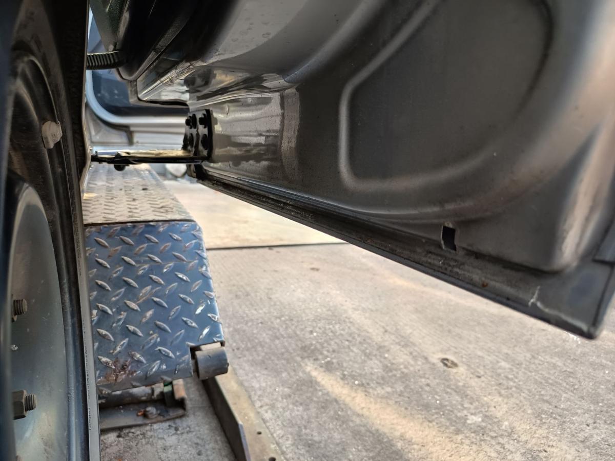 Ford B-Max original T&uuml;r hinten rechts Fond Rohbau Polarsilber met Bj 2013