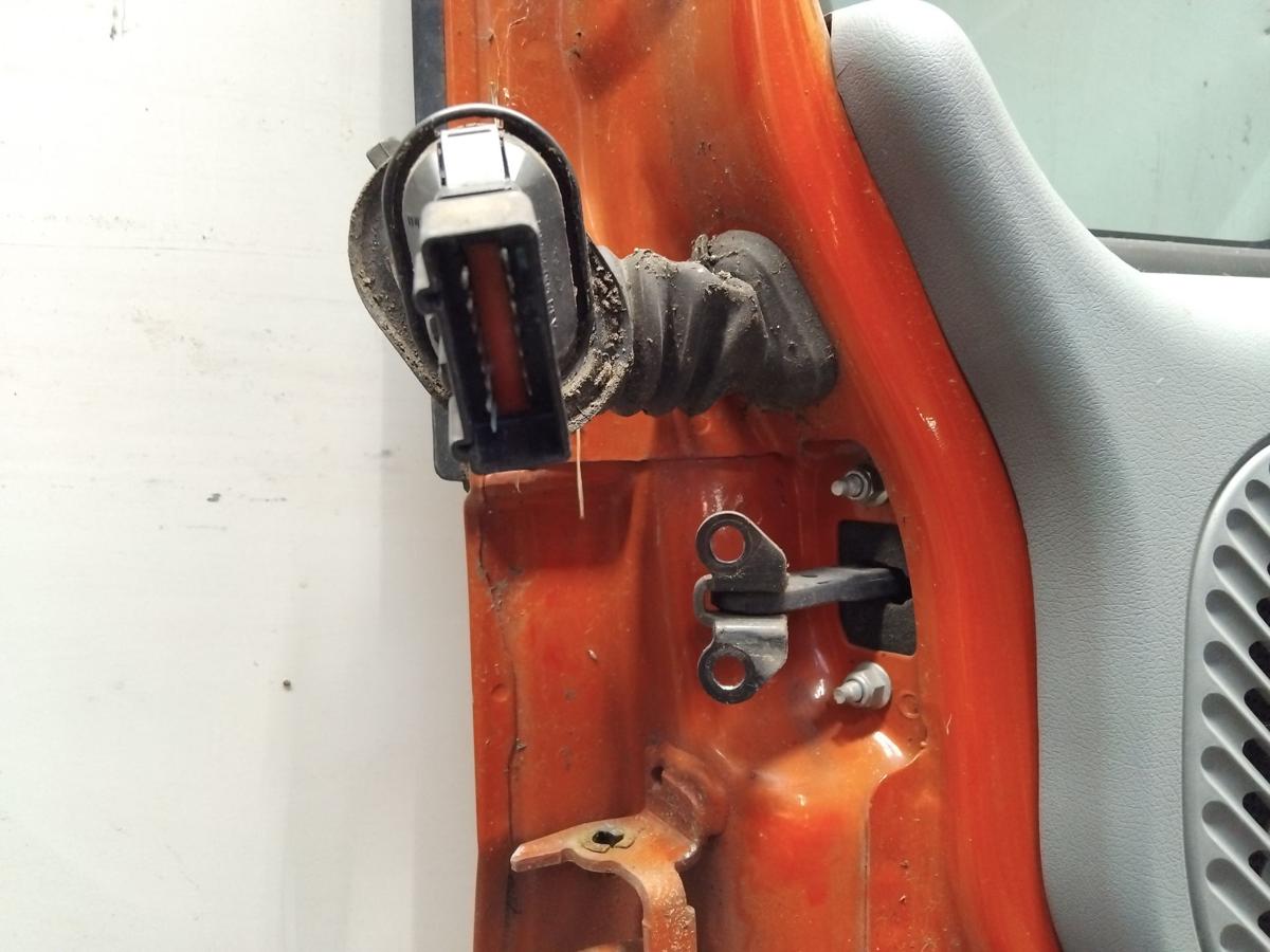 Ford Transit 6 TT9 T&uuml;r vorn rechts Beifahrert&uuml;r coloradorot Bj.2007