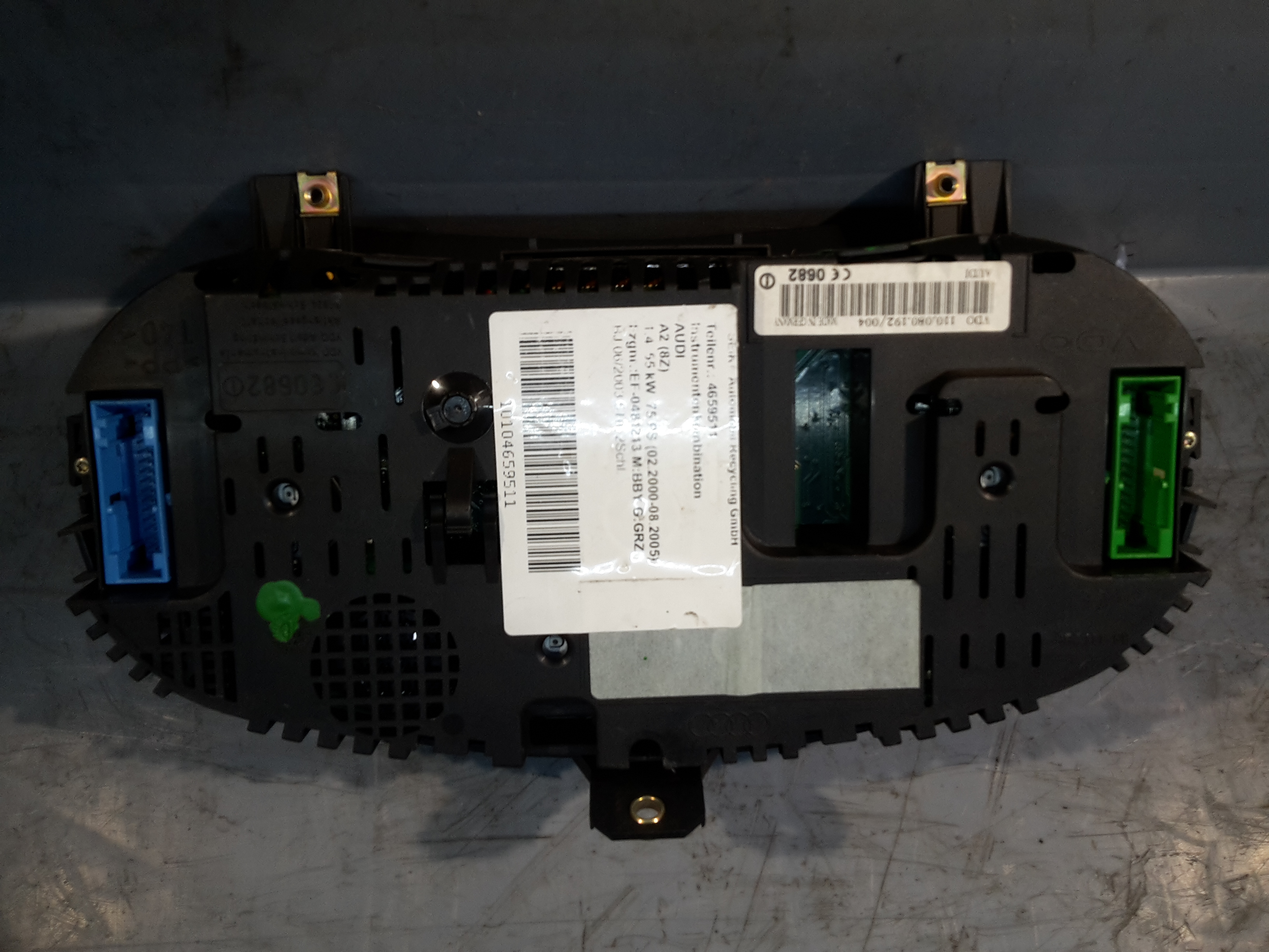 Audi A2 8Z Bj. 2003 org. Instrumentenkombination Tachoinstrument