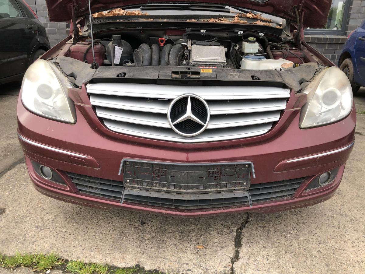 Mercedes B Klasse W245 Sto&szlig;f&auml;nger vorn Frontsch&uuml;rze mit Nebel 597 Saturnrotmet