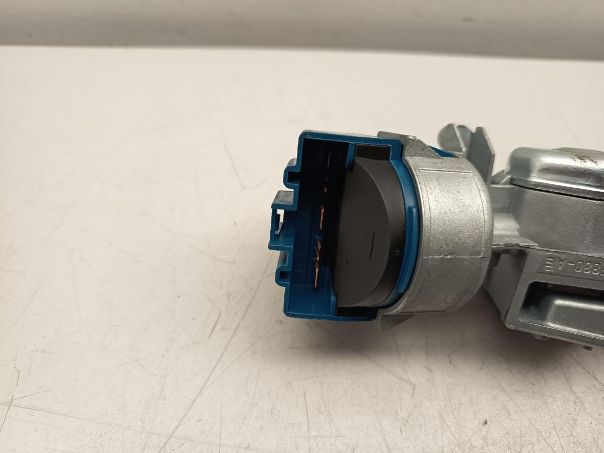 Ford Focus III original Z&uuml;ndschloss mit Schl&uuml;ssel 3M513F880AE Bj 2015