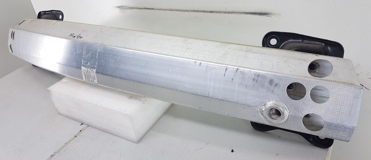 Tesla Model Y Sto&szlig;stangentr&auml;ger hinten Tr&auml;ger Sto&szlig;stange hinten Bj2022