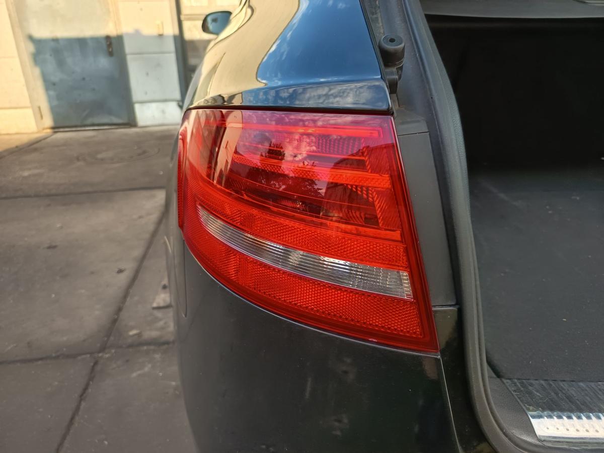 Audi A4 B8 8K Avant original R&uuml;ckleuchte links Heckschlusslicht Bj 2009