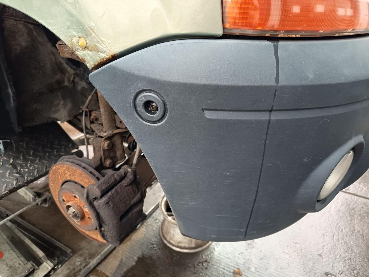 Renault Kangoo 1 original Sto&szlig;f&auml;nger Stange vorn/Front unlackiert 4x4 Bj2001