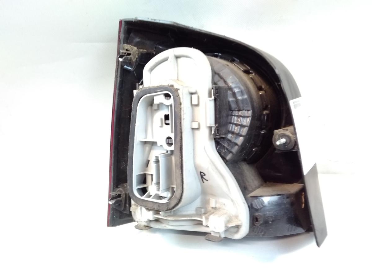 VW Polo 9N3 original R&uuml;ckleuchte Heckleuchte rechts BJ2005 Depo