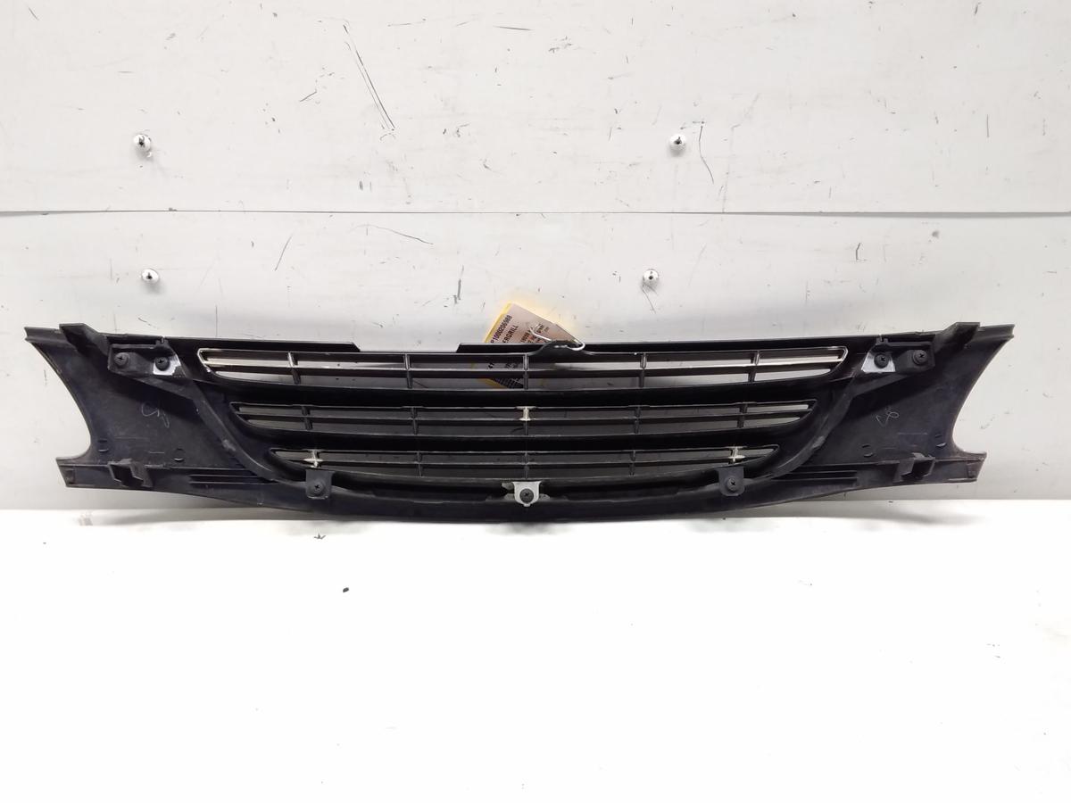 Toyota Avensis T22 original Grill mit Frontblende hellgr&uuml;nmetallic Bj.1999