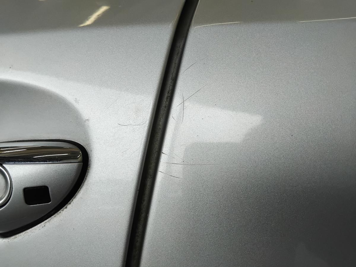 Mercedes E-Klasse Kombi S211 T&uuml;r hinten links C744 brillantsilber BJ2004