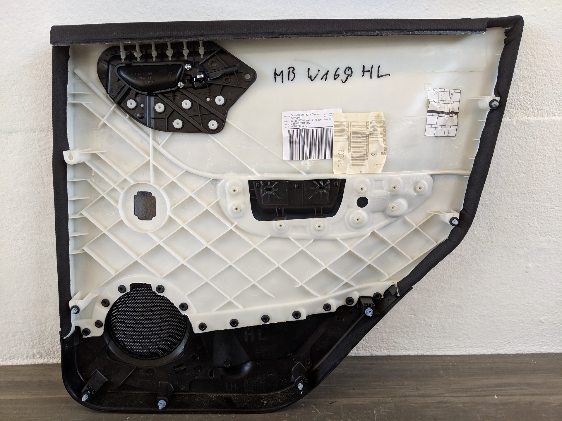 Mercedes A Klasse W169 Bj 06 Türverkleidung hinten links Stoff A1697300370