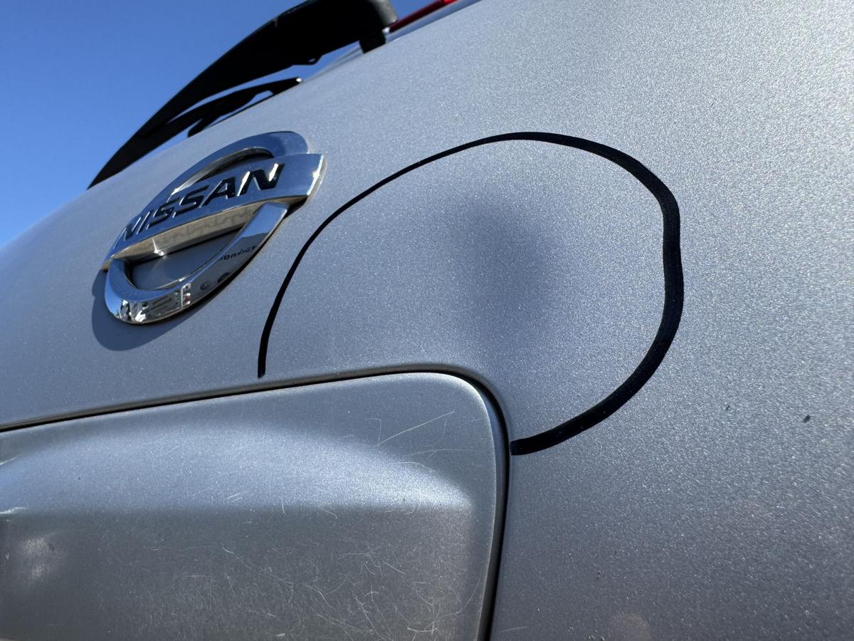 Nissan Tiida original Heckklappe mit Heckscheibe K23 Brilliant Silver Metallic Bj.2009